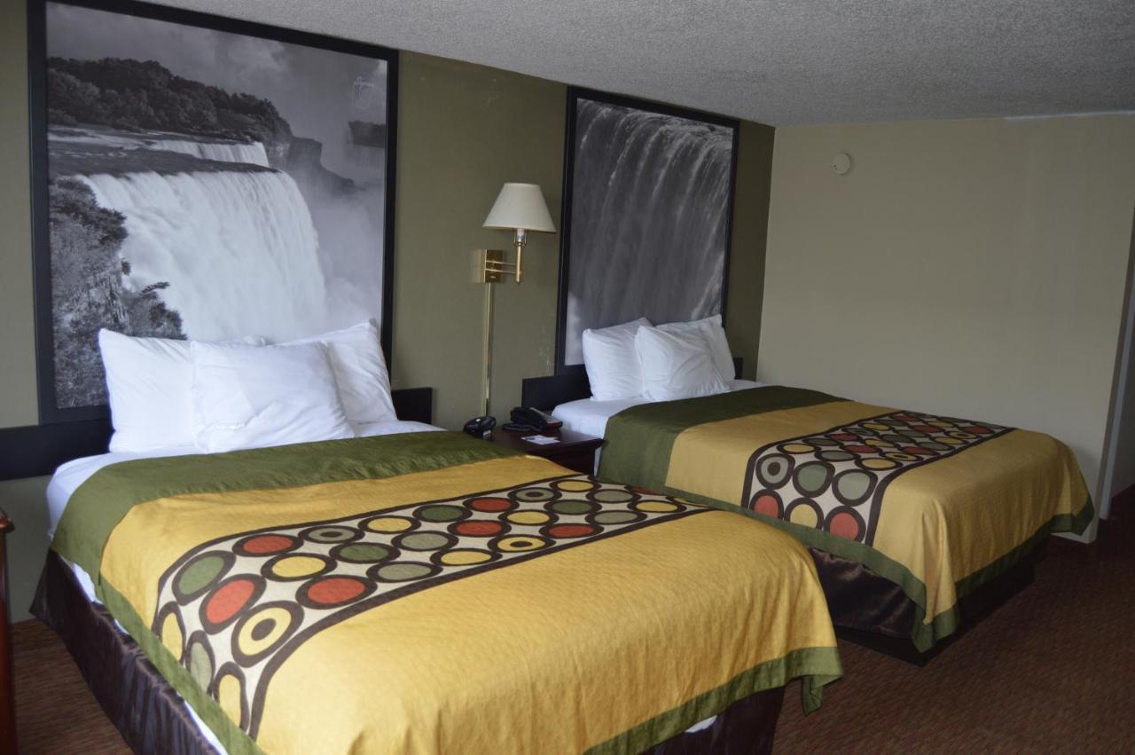 Super 8 by Wyndham Hamburg Hotel Bagian luar foto
